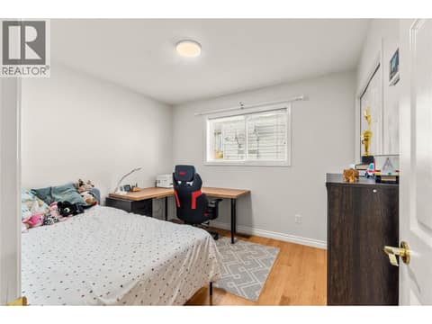 Photo 19 of 870 Regent Crescent, Aberdeen, Kamloops