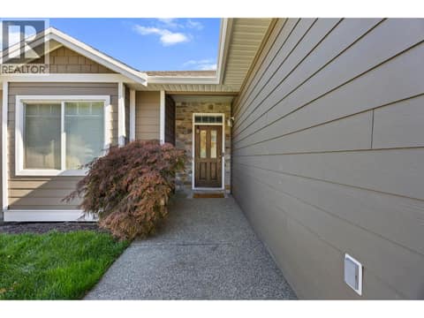 Photo 4 of 9733 Santina Road, Lake Country South West