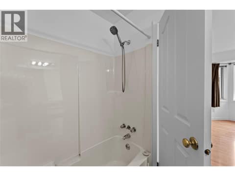 Photo 12 of 1195 14TH Street Unit# 33, Brocklehurst, Kamloops