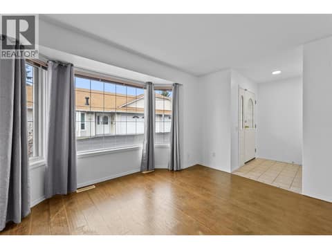 Photo 6 of 1195 14TH Street Unit# 33, Brocklehurst, Kamloops