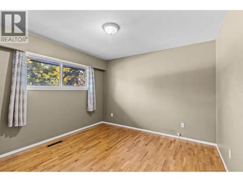 Photo 16 of 1210 Centennial Crescent, Glenmore, Kelowna