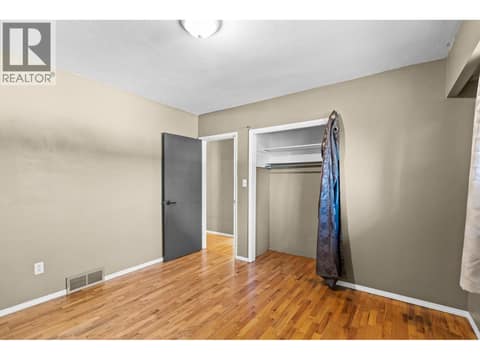 Photo 17 of 1210 Centennial Crescent, Glenmore, Kelowna
