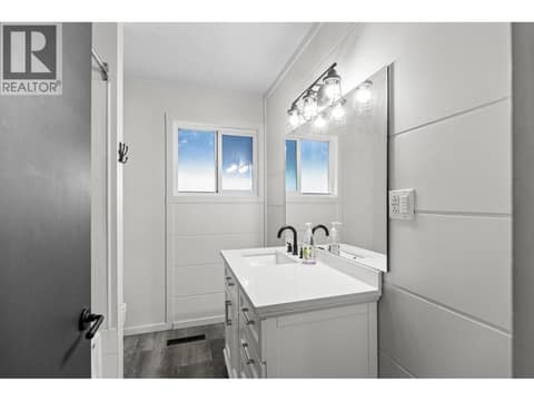 Photo 19 of 1210 Centennial Crescent, Glenmore, Kelowna