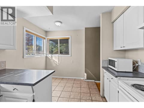 Photo 23 of 1210 Centennial Crescent, Glenmore, Kelowna