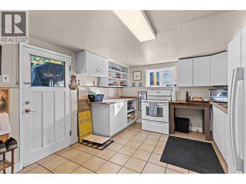 Photo 27 of 1210 Centennial Crescent, Glenmore, Kelowna