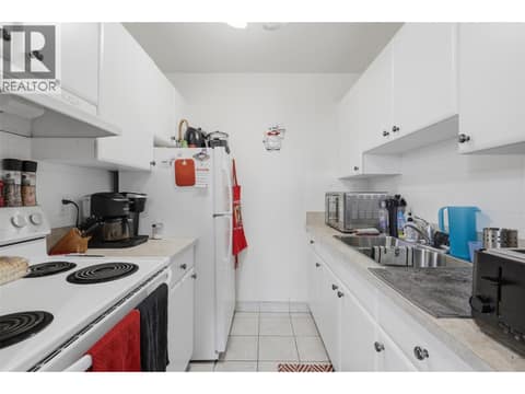 Photo 13 of 1560 Summit Drive Unit# 224, Sahali, Kamloops