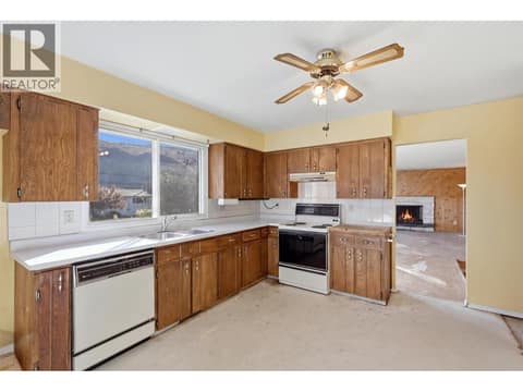 Photo 14 of 4569 Spurraway Road, Rayleigh, Kamloops