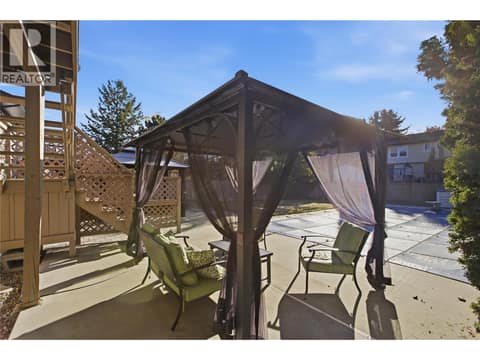 Photo 10 of 460 Sentinel Court, Sahali, Kamloops
