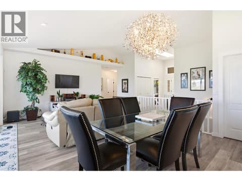 Photo 14 of 724 Lone Pine Drive, Black Mountain, Kelowna