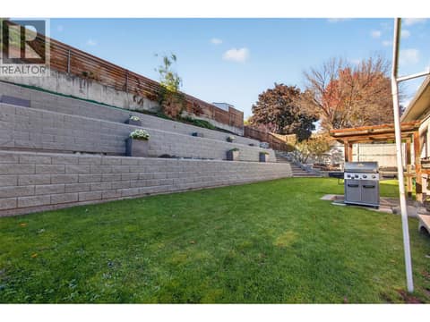 Spacious Yard at 1212 Cerise Drive, Glenmore, Kelowna