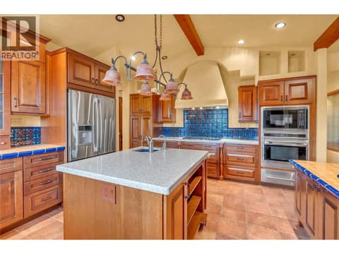 Photo 11 of 18005 Whitfield Road, Summerland Rural