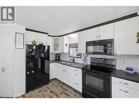 Photo 3 of 2401 ORD Road Unit# 45, Brocklehurst, Kamloops