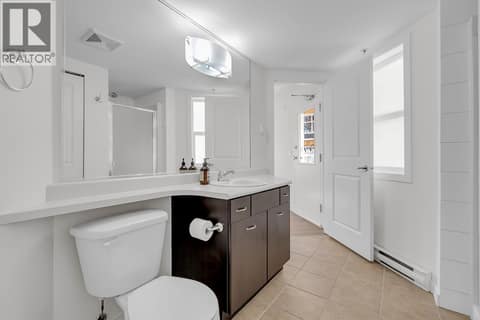 Spacious bathroom and laundry at 533 Yates Road Unit# 100, North Glenmore, Kelowna