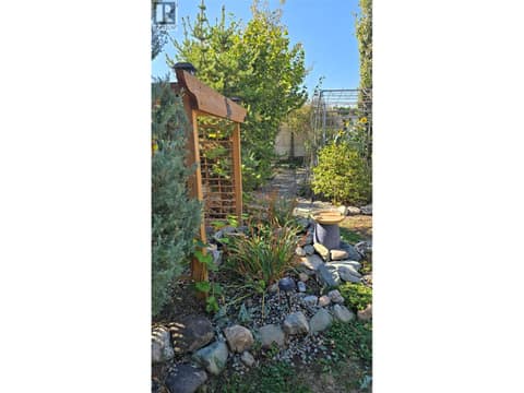 Photo 31 of 266 CHESTNUT Avenue, North Kamloops