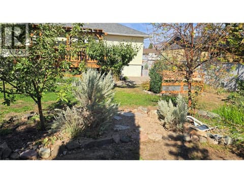 Photo 4 of 266 CHESTNUT Avenue, North Kamloops