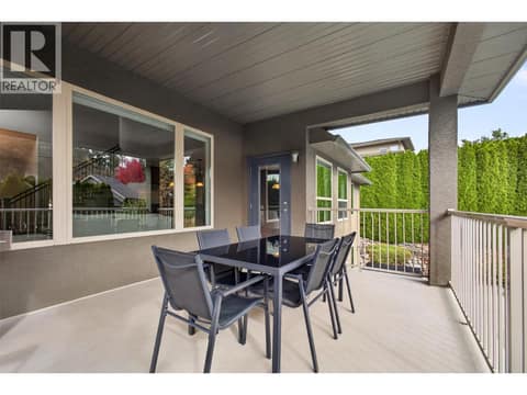 Photo 16 of 2512 Selkirk Drive, Dilworth Mountain, Kelowna