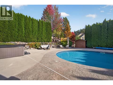 Photo 21 of 2512 Selkirk Drive, Dilworth Mountain, Kelowna