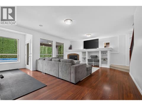 Photo 37 of 2512 Selkirk Drive, Dilworth Mountain, Kelowna