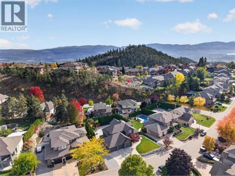 Photo 48 of 2512 Selkirk Drive, Dilworth Mountain, Kelowna