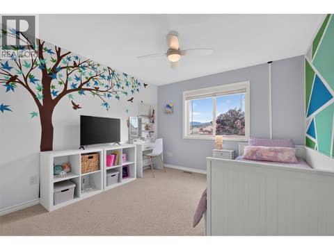 Third Bedroom Upstairs at 2512 Selkirk Drive, Dilworth Mountain, Kelowna