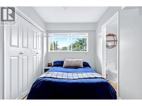 Photo 7 of 1515 ROBINSON Crescent, South Kamloops