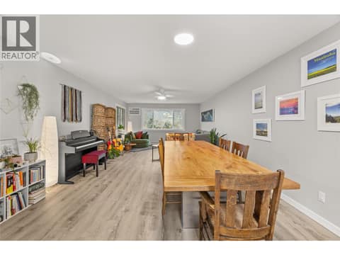 Photo 10 of 262 Kinney Avenue Unit# 311, Main South, Penticton