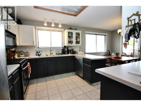 Photo 10 of 620 Wenric Crescent, Rutland South, Kelowna