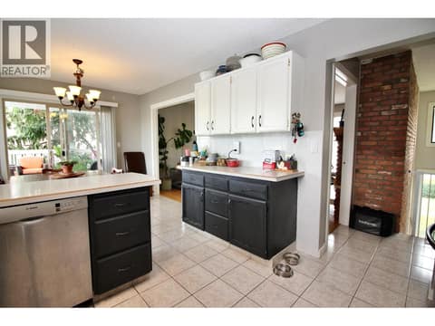 Photo 11 of 620 Wenric Crescent, Rutland South, Kelowna