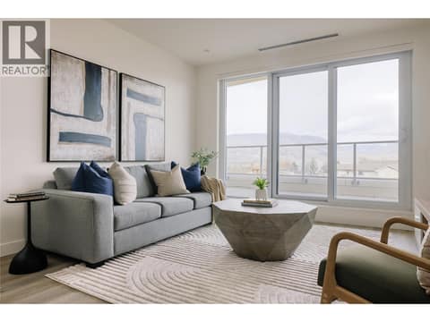 Photo 3 of 3300 Lakeshore Road Unit# 508, Lower Mission, Kelowna