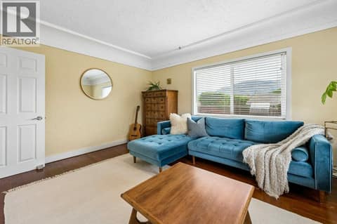 Front family room at 860 Fairview Road, Oliver