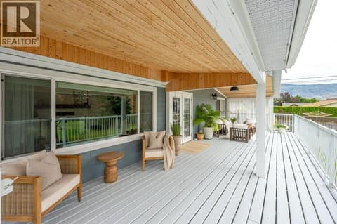 Front porch at 860 Fairview Road, Oliver
