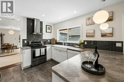 Kitchen at 860 Fairview Road, Oliver