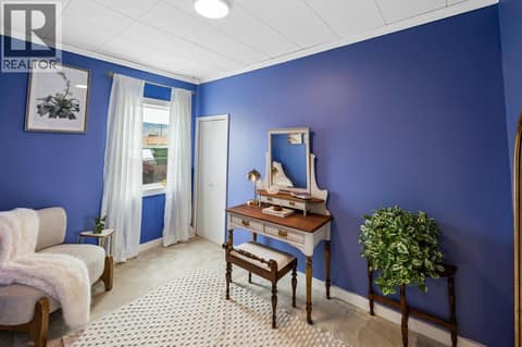 Third bedroom at 860 Fairview Road, Oliver