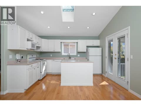 Photo 7 of 5888 Okanagan Landing Road Unit# 30, Okanagan Landing, Vernon
