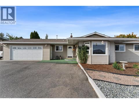 Photo 1 of 3772 Glenway Road, Glenrosa, West Kelowna
