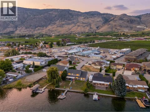 Photo 2 of 40 Bayview Crescent, Osoyoos