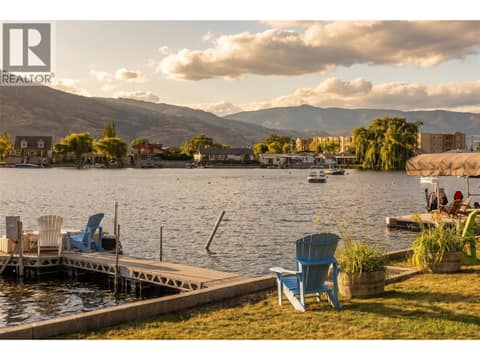 Photo 29 of 40 Bayview Crescent, Osoyoos