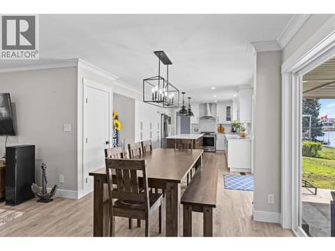Photo 33 of 40 Bayview Crescent, Osoyoos