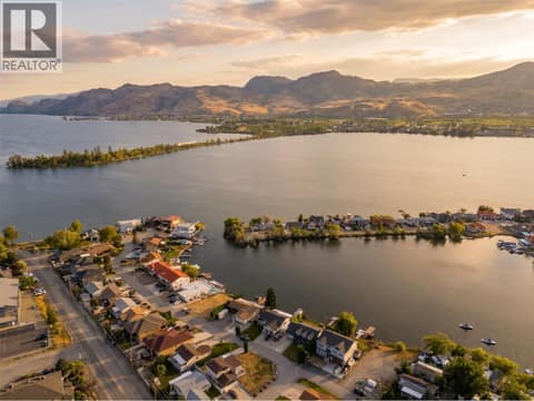 Photo 4 of 40 Bayview Crescent, Osoyoos