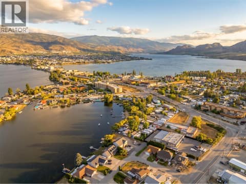 Photo 9 of 40 Bayview Crescent, Osoyoos