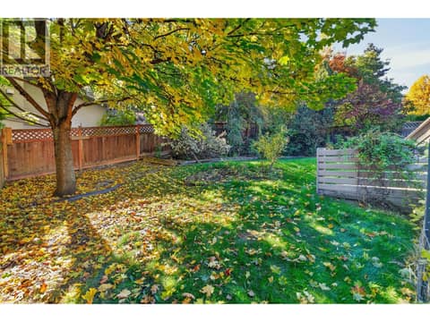 Photo 16 of 1759 Spruceglen Drive, Glenmore, Kelowna
