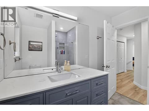 Photo 25 of 1759 Spruceglen Drive, Glenmore, Kelowna