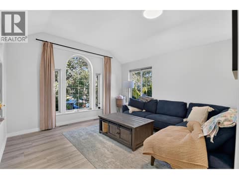 Photo 33 of 1759 Spruceglen Drive, Glenmore, Kelowna