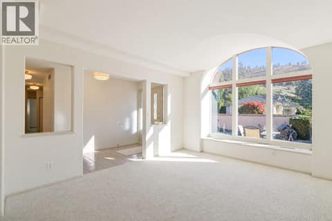 Photo 11 of 102 Forestbrook Place Unit# 203, Main North, Penticton