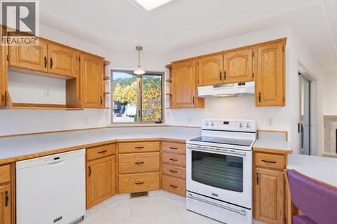 Photo 22 of 102 Forestbrook Place Unit# 203, Main North, Penticton