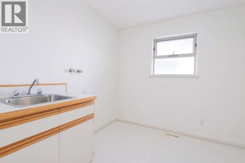 Photo 37 of 102 Forestbrook Place Unit# 203, Main North, Penticton