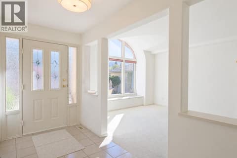 Photo 9 of 102 Forestbrook Place Unit# 203, Main North, Penticton