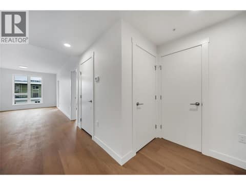 Photo 11 of 647 Clement Avenue Unit# 512, Kelowna North
