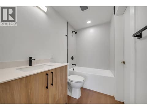Photo 16 of 647 Clement Avenue Unit# 512, Kelowna North