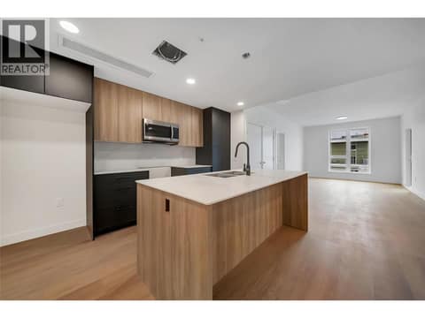 Photo 4 of 647 Clement Avenue Unit# 512, Kelowna North